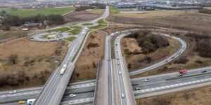 Århusvej i Søften skal udvides for at lette trafikken ud til motorvejen
