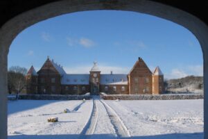 Lions Club Hvorslevs traditionelle Julemarked på Ulstrup Slot.